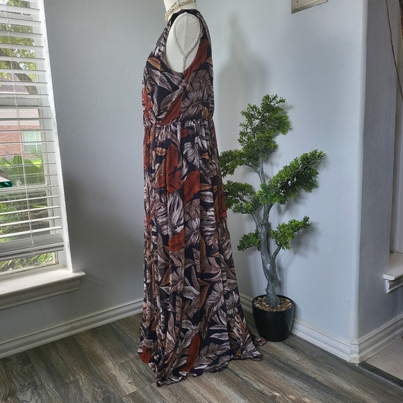 Kate & Lily Maxi Dress - Picture 6 of 12